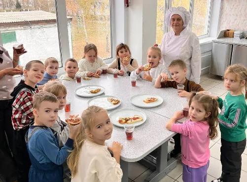 Мы принимали у себя в гостях детский сад 33